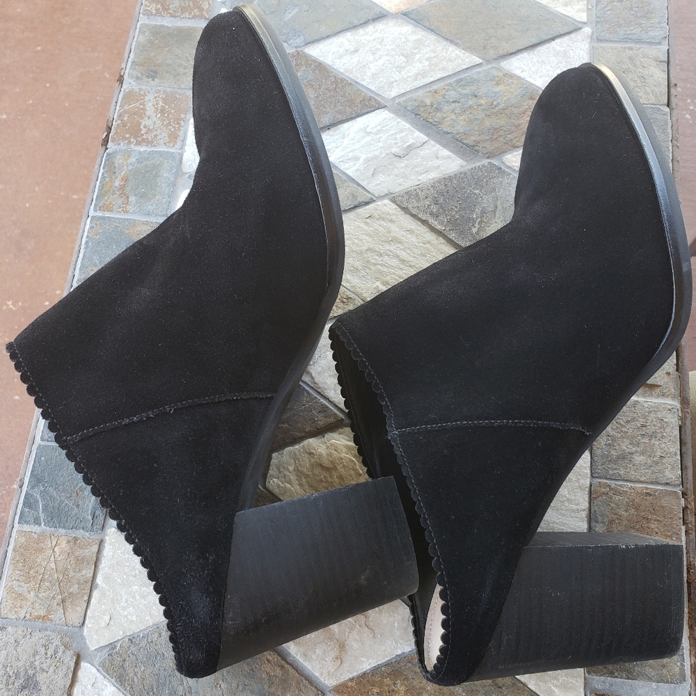 Suede Leather Mule by Via Spiga